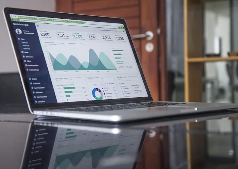 5 Essential Strategies for Startup Success in 2025